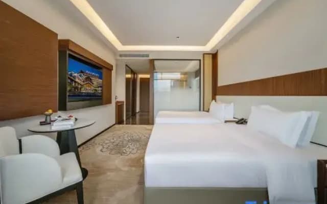 Tang Jia He Internationl Grand Hotel