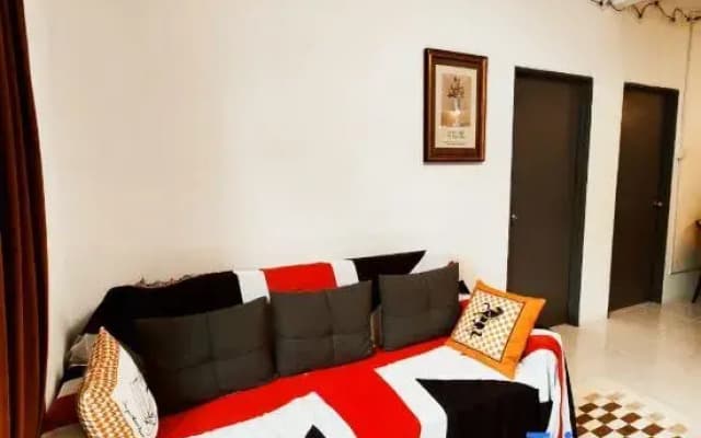 Cameron Highland 623 • British Style • 10pax