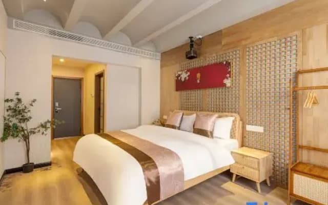 Muguang Xinze Homestay (Xi'an Huimin Street Sajinqiao Subway Station)