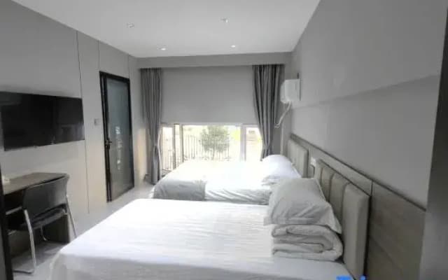 Wuyue Hotel