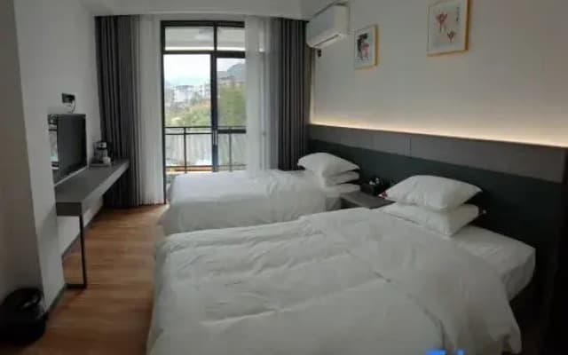Xuan'en Yage Leisure Scenic Resort Art Homestay (Yunqitai Scenic Area)