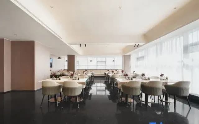 Atour Hotel