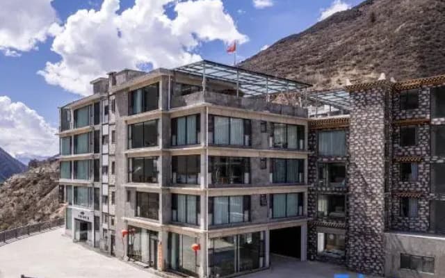 Wangshan Xili Homestay (Siguniangshan Branch)