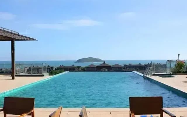 CRC·Hylla Hotel (shimei Bay Hotel)