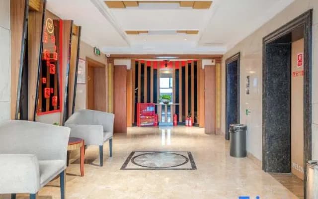 Guilai Homestay (Chongqing Yangjiaping Pedestrian Street)