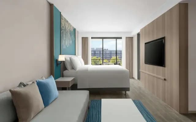 Courtyard By Marriott Phuket Chalong Bay Resort