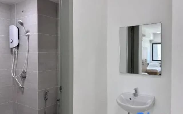 Upper Hotel Suites