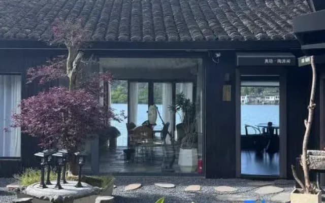 Taoyuan Pavilion