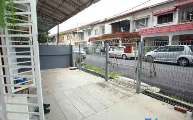 RetroHOUSE CoCo Near JONKER & AFAMOSA by Myplace