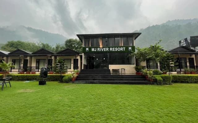 MJ River Resort By DLS Hotels
