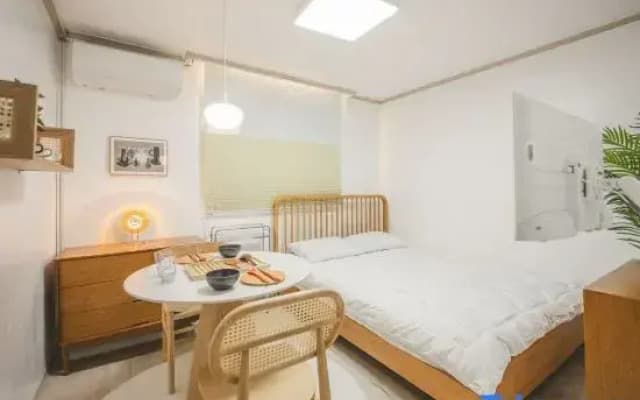 Seoulwood Retreat 4 minutes on foot from Dangsan Station / 10 minutes from Hongik University Station