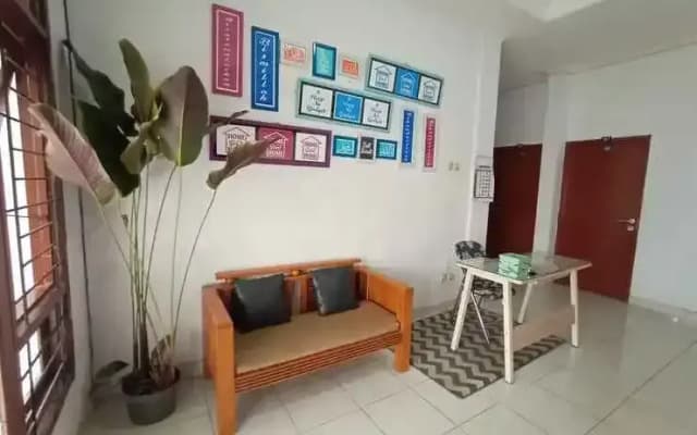 OYO 3760 Gatsu Syariah Kebun Bunga
