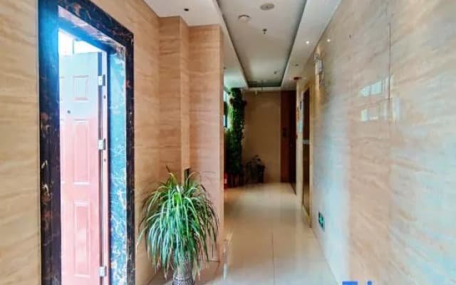 Tianjiao Hotel (Xinyang No. 2 high school store)