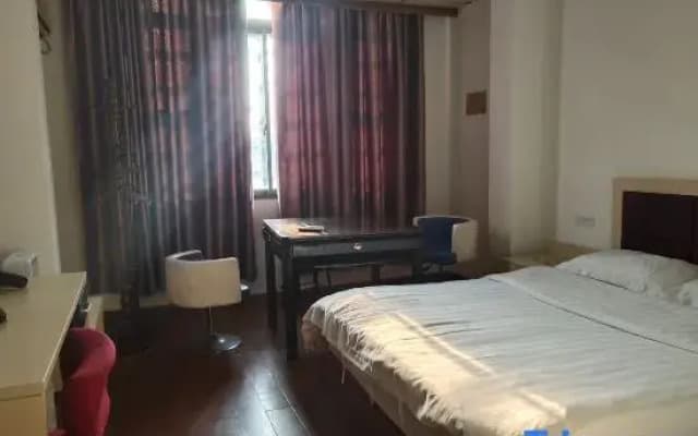 Huayuan Hotel
