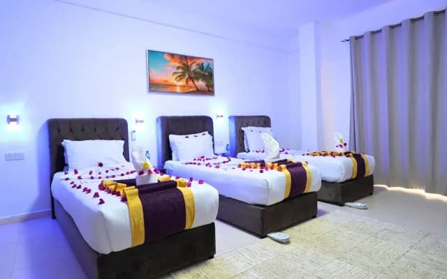 Canary Nungwi Hotel & Restaurant
