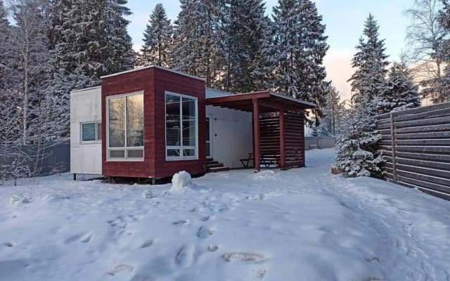 Частный дом Нa берегу рeки Шeкснa в Прeкрасном месте