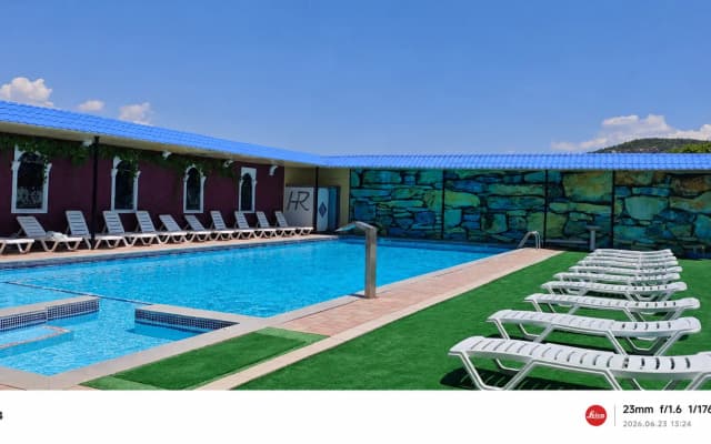 Canyon Hills Hotel (Каньон Хиллз)