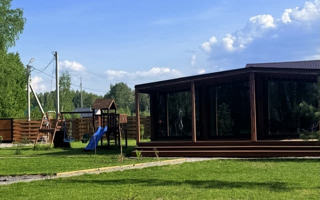 Частный дом Загородный дом в окружении леса