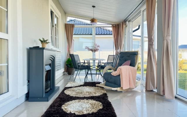 Частный Дом Sokolniki Village Home на побережье с шикарным пляжем