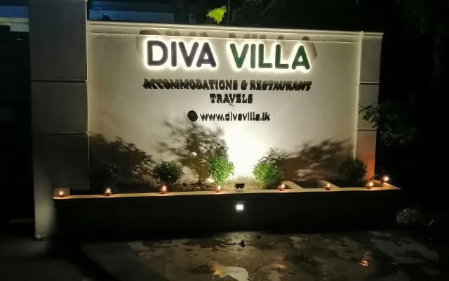 Отель Diva Villa Airport Transit