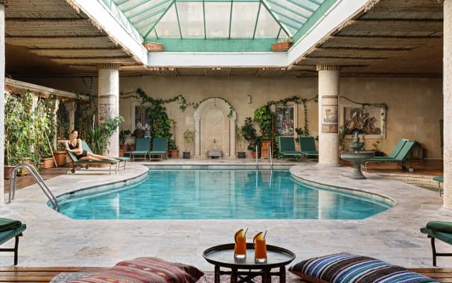 Heybe Hotel