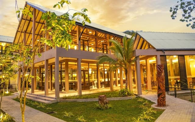 Отель Oak Ray Wild Yala
