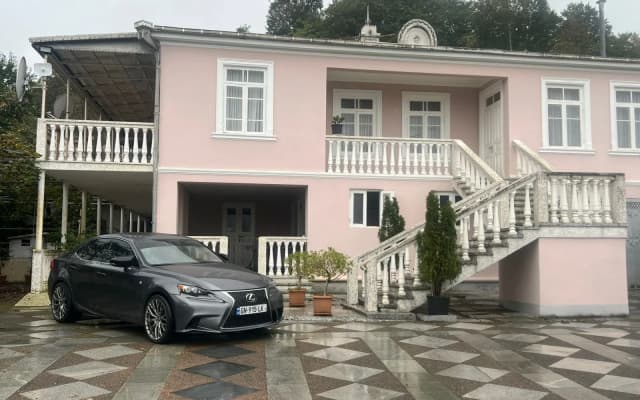 Частный дом Fresh House with Sea and Mountain View