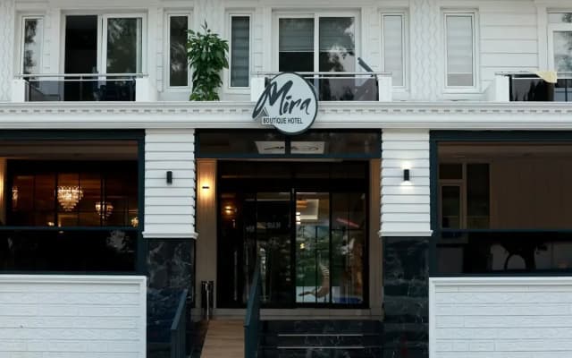 Bed&Breakfast İnci Mira Hotel