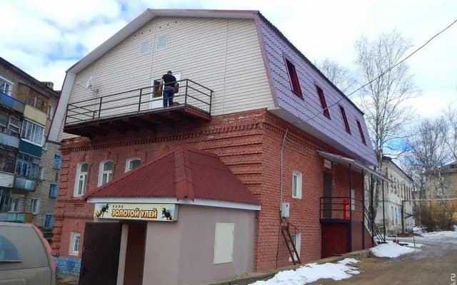 Отель Золотой улей