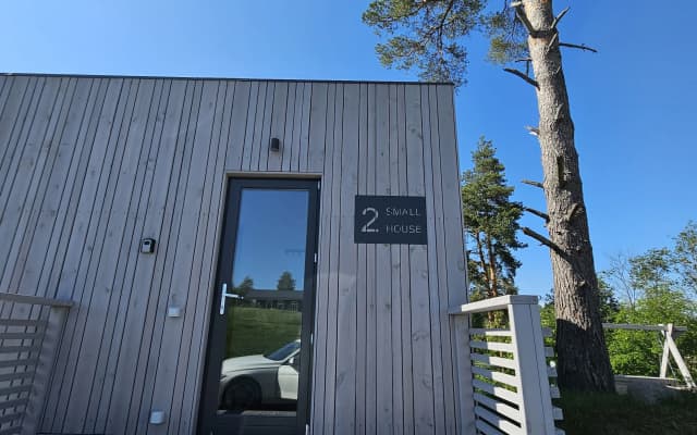 Коттедж Черничный Склон Small House