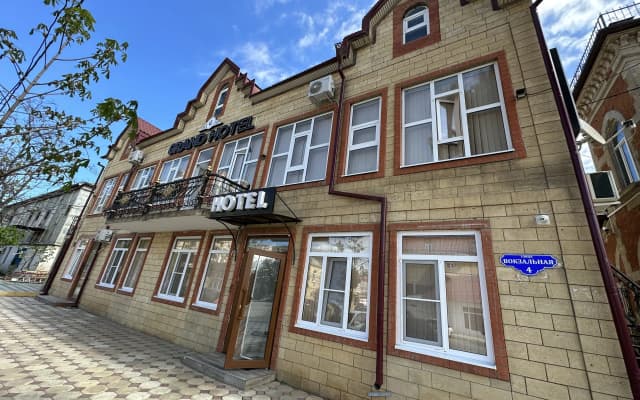 Отель Grand hotel