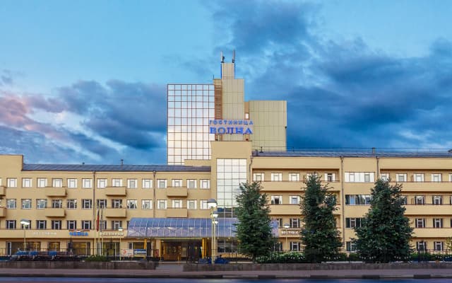 Гостиница Волна