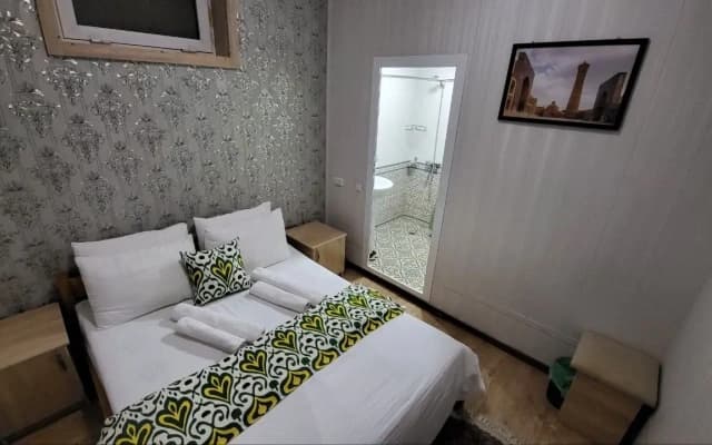 Отель Alisher