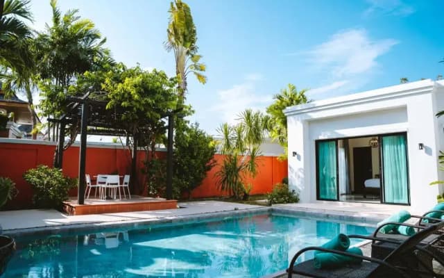 Отель Layantara Villas