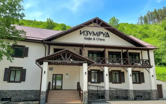 Отель Изумруд