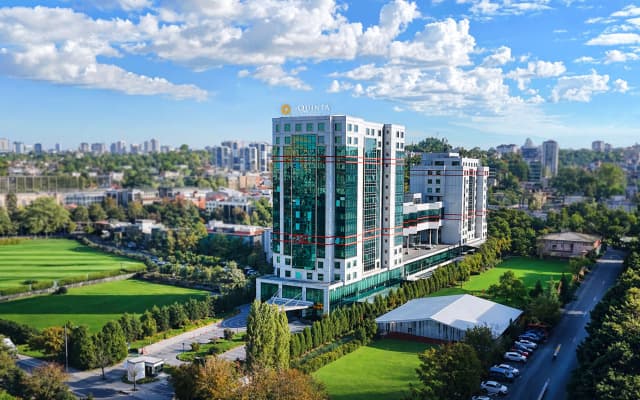 Отель La Quinta by Wyndham Istanbul Gunesli
