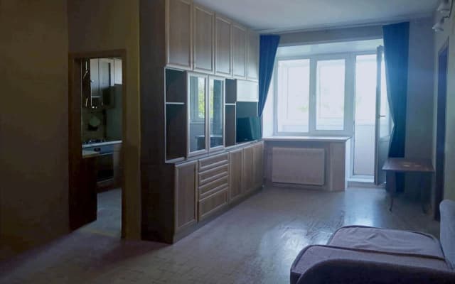 Квартира эконом двухкомнатная рядом с центром, 33 квартиры