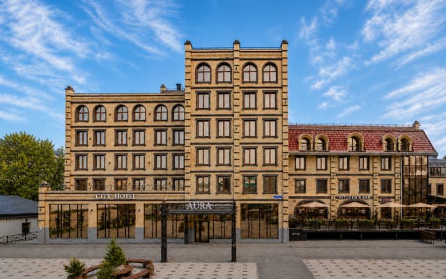Отель Aura CityHotel