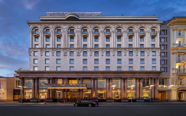 Арарат Парк Хаятт Москва