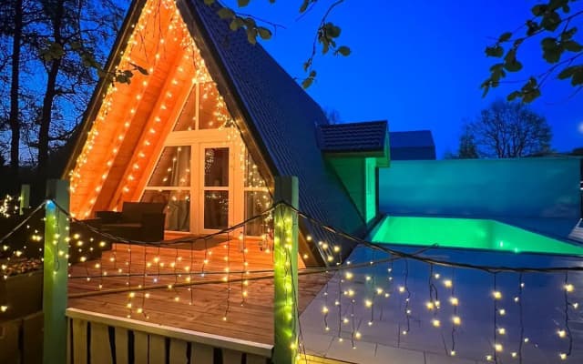 Частный дом A-frame DubHouse