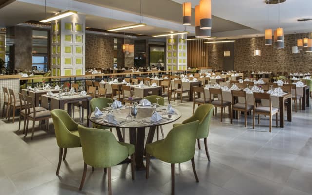 Aska Lara Resort & Spa Hotel