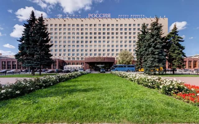 Отель Россия