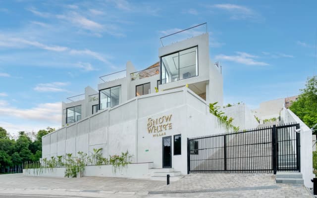 Вилла Snow White 3 Bedroom R Haven Near Pandawa Beach