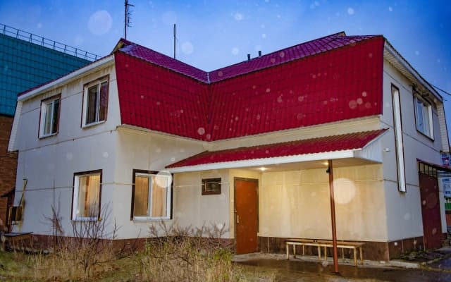 Гостевой дом на Сирина для 24 гостей