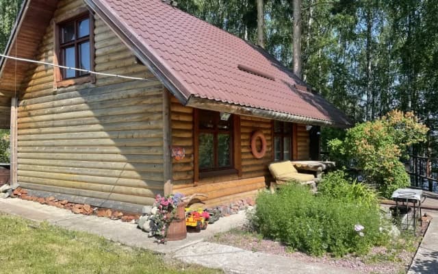Пятиместный коттедж Сандал 1