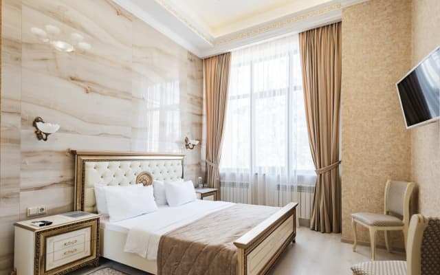 Отель Гранд Гэлери 3* by Provence