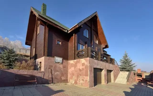 Частный Дом 32 The Big House с Бильярдом