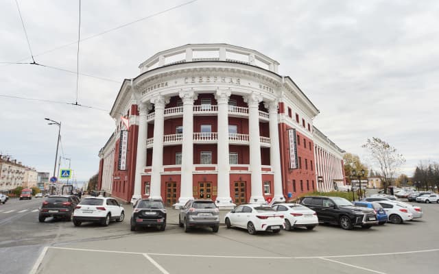 Отель Северная
