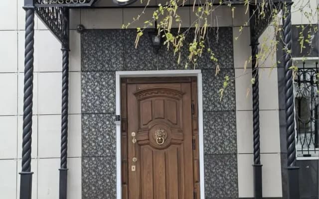 Гостевой дом У Театра Волкова