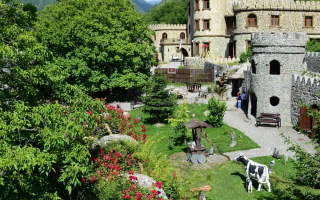 Курортный отель Senger Qala Riverside